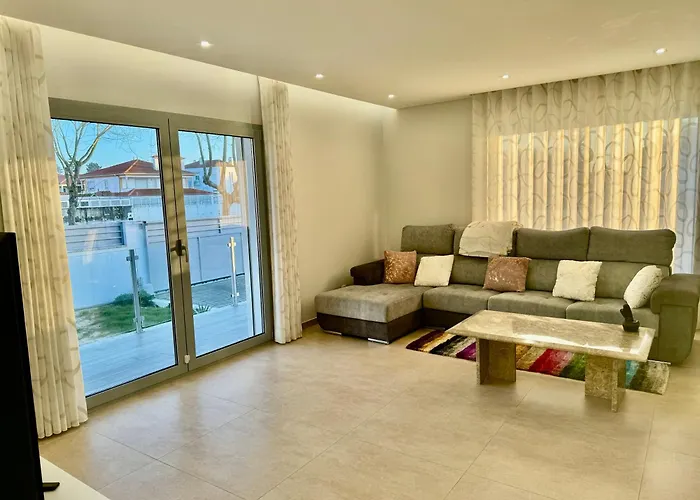 Διαμέρισμα Miranda House